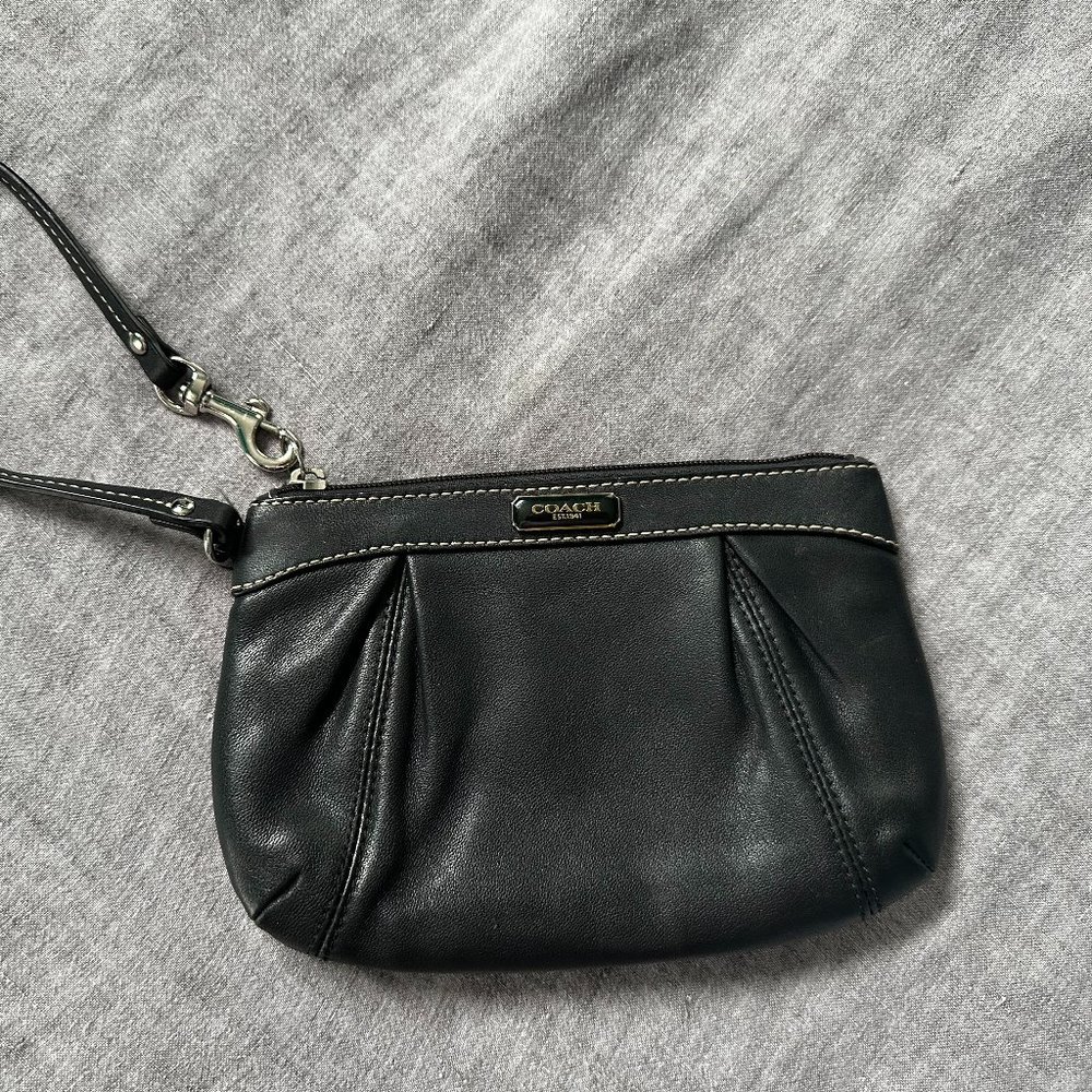 Coach Wristlet 7.5in